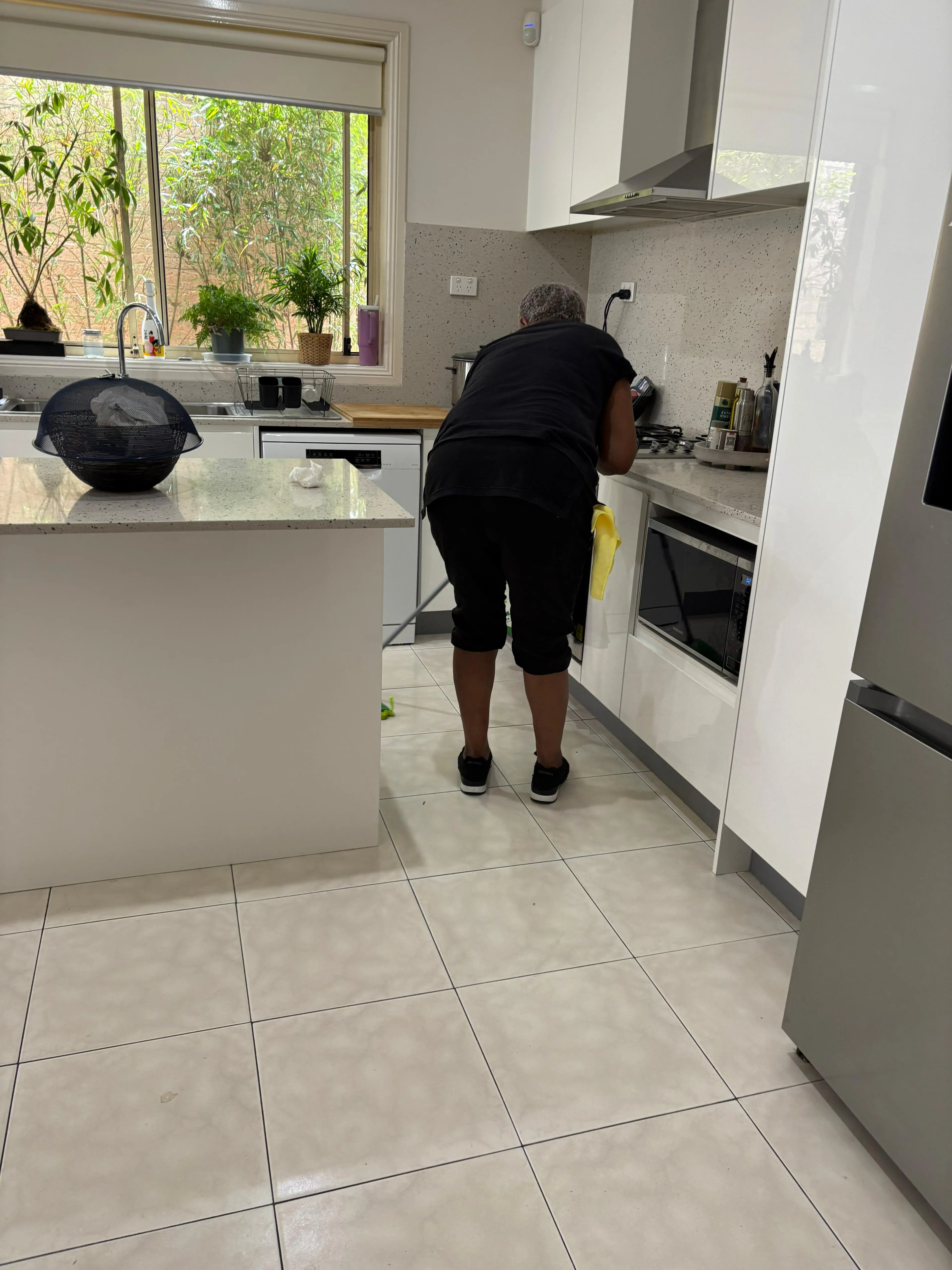 Cleaning Service Image 12